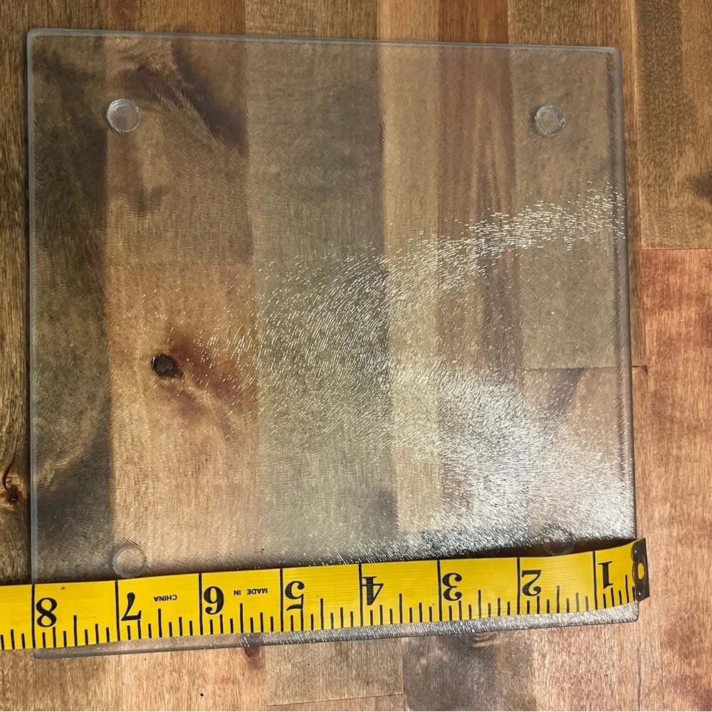 Textured Glass Square cutting board